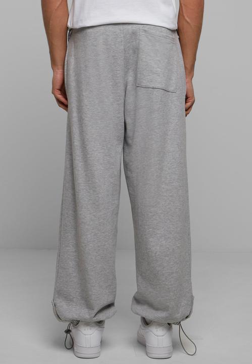 Actual product image Urban Classics Parachute heavy sweatpants - 126839 (L)