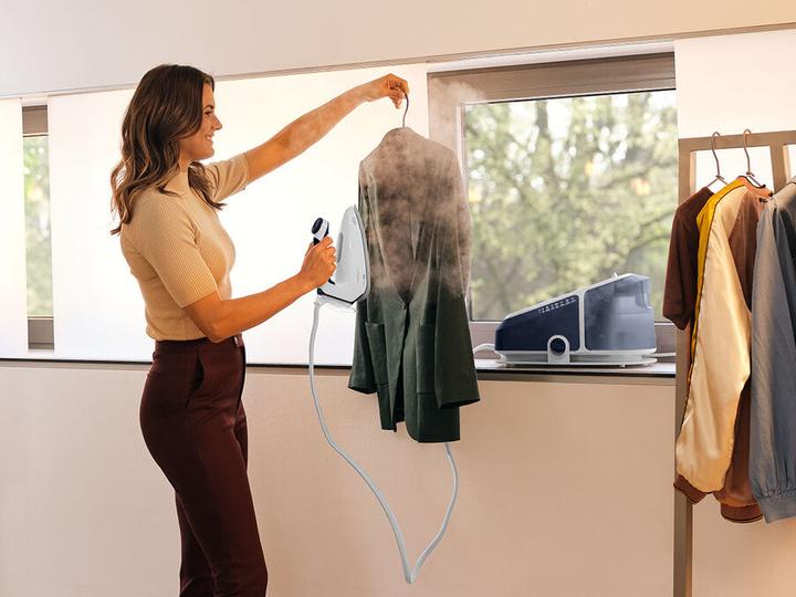 Actual product image Braun CareStyle 7 Pro IS7282 BL (2700 W, 600 g/min)