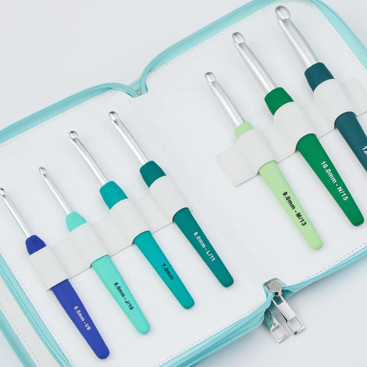 Actual product image Knitpro Waves crochet hook set