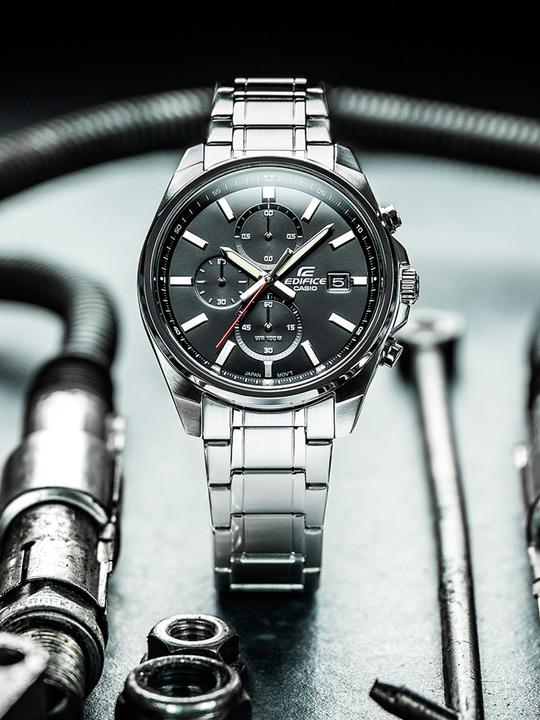 Produktbild Casio Edifice (Sportuhr, 44 mm)