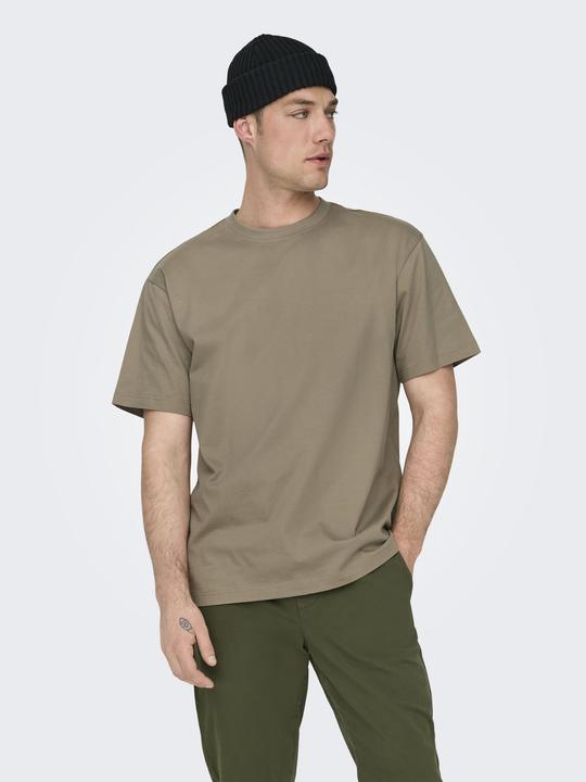 Actual product image Only & Sons Loose fit round neck T-shirt T-shirt (S)