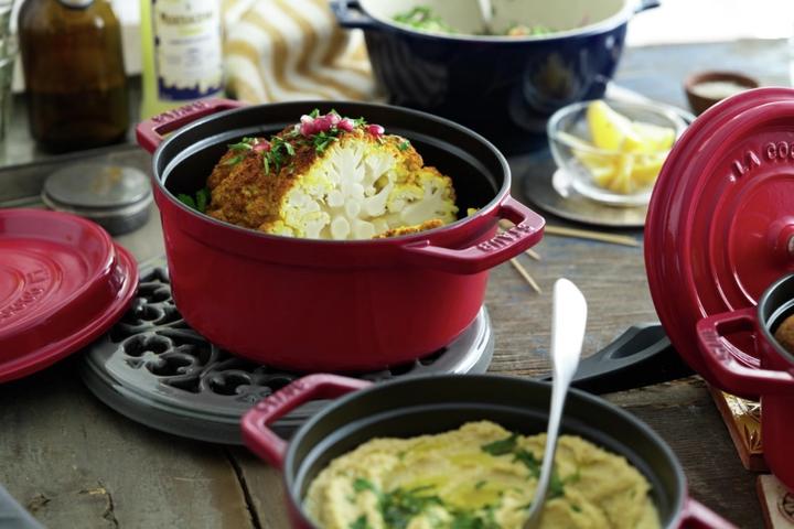 Immagine prodotto Staub Tostatore rosso ciliegia (20 cm, Pirofila + casseruola, Ghisa, Smalto)