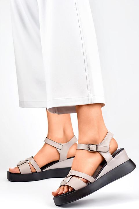 Produktbild Primo Keilabsatz Sandalen model (39)