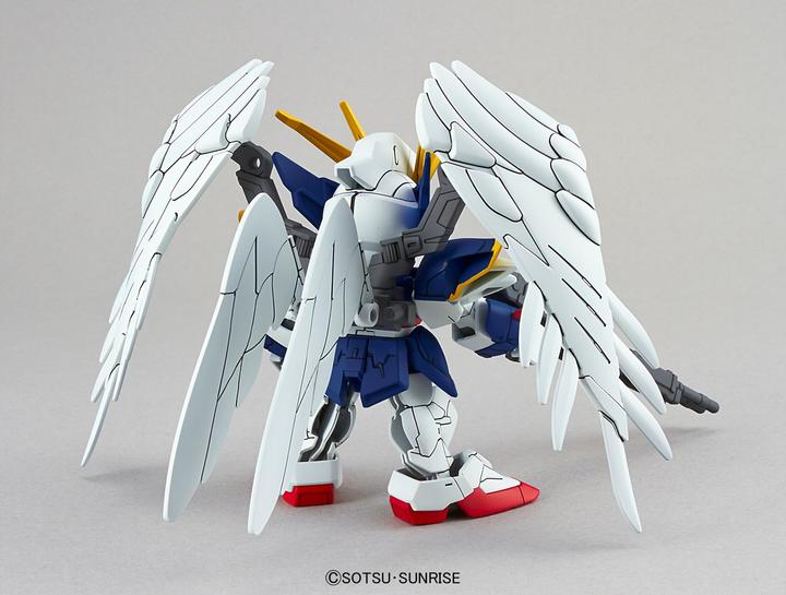 Produktbild Bandai GUNDAM - SD Gundam EX-Standard 004 Wing Gundam Zero (EW) - Model Kit