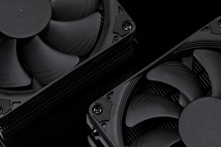 Actual product image Noctua NH-L9i Chromax Black (37 mm)