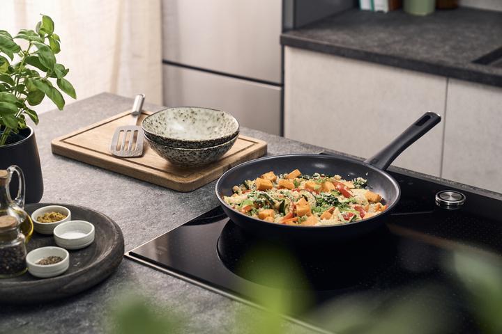 Productafbeelding Zwilling - Madura Plus Ceramic Fry Pan - Sort - 20 cm (20 cm, Koekenpan, Keramiek)
