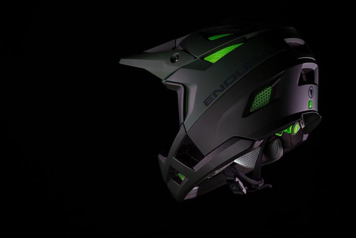 Actual product image Endura MT500 (55 - 59 cm)