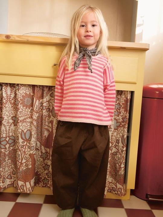 Produktbild Sandnes Garn Anleitungsheft 2501 Mykt til barn Einzelanleitung 2501 Nr. 2 Pascal Sweater Junior - Englisch