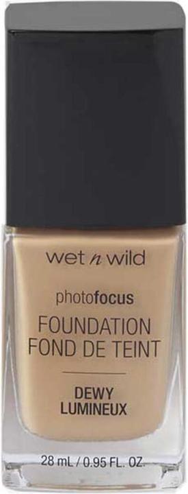 Actual product image Wet n Wild Photo Focus Fond de Teint Dewy 1111527E (Classic Beige)