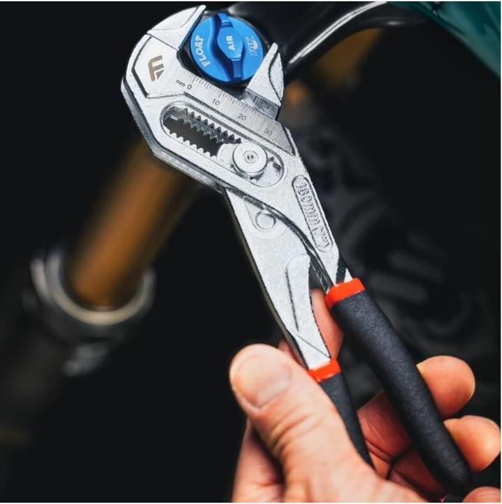 Actual product image Feedback Sports Adjustable pliers spanner (180 mm)
