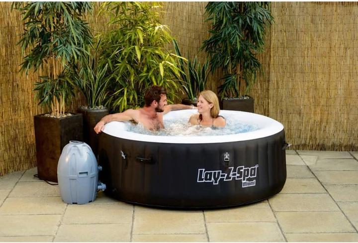 Actual product image Bestway Lay-Z-Spa Miami (2 pers.)