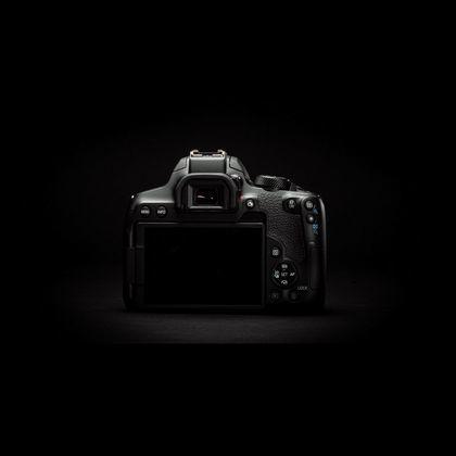 Immagine prodotto Canon EOS 850D (18 - 135 mm, 24.20 Mpx, APS-C / DX)