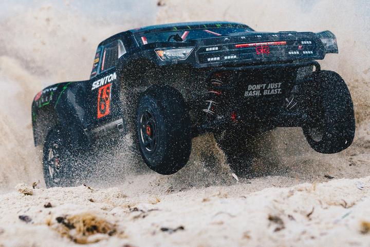 Image du produit Arrma Senton 6S BLX 4WD - SC Truck ARTR (Presque prêt à être conduite)