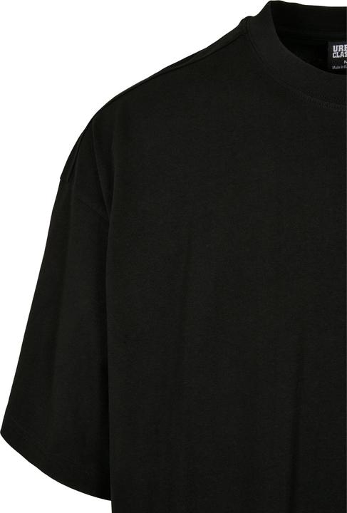 Actual product image Urban Classics Huge Tee - 16930 (L)