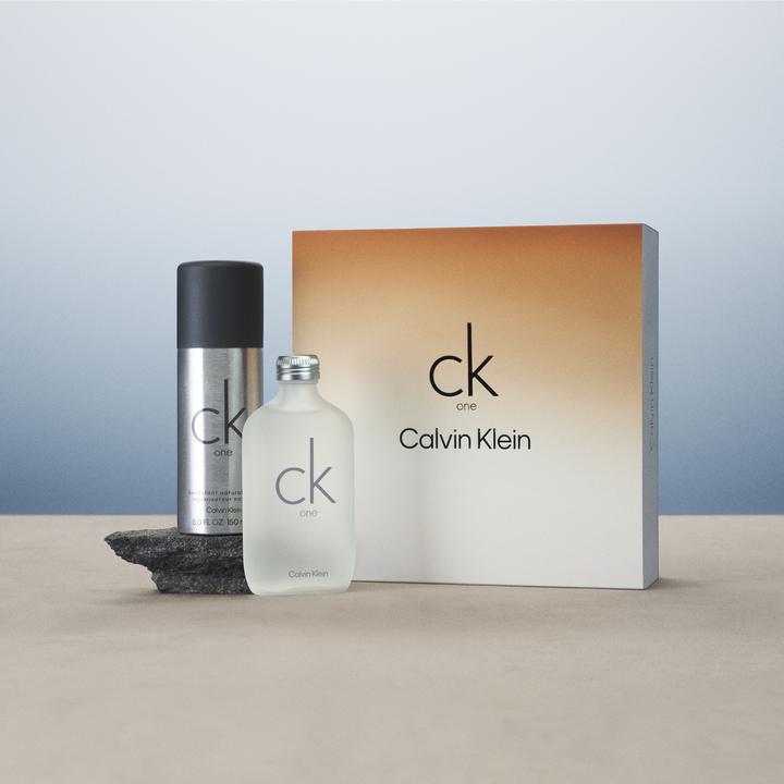 Immagine prodotto Calvin Klein CK One Eau De Toilette Citrus Unisex Fragrance (Eau de toilette, 150 ml)