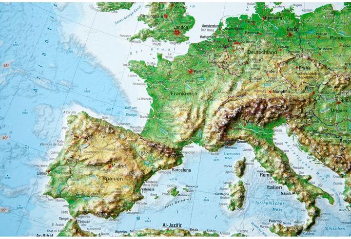 Actual product image Relief map Europe small 1 : 16 000 000