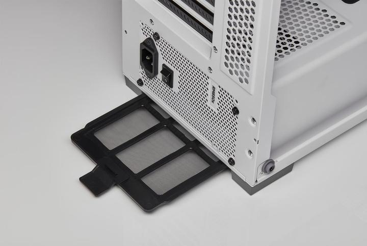 Actual product image Corsair iCUE 220T RGB Airflow (mATX, Mini-ITX, ATX)