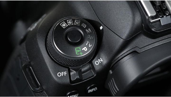 Productafbeelding Canon EOS 5D Mark IV Body (30.40 Mpx, Volledig formaat)