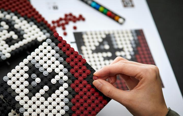 Produktbild LEGO Harry Potter Hogwarts Wappen (31201, LEGO Harry Potter)