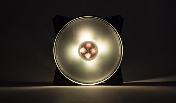 Actual product image Cooler Master MasterFan Pro 140 Air Flow RGB Processor Fan Black, Transparent (140 mm, 1 x)