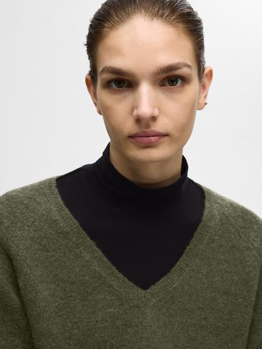 Actual product image Selected Femme V-neck knit jumper (XL)