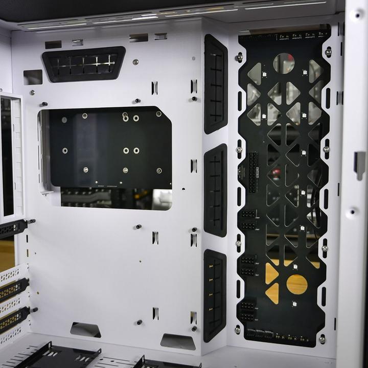 Actual product image Singularity Computers PowerBoard PC-O11D