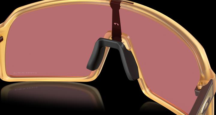 Immagine prodotto Oakley Sutro Sonnenbrille Matte Trans Light Curry / Prizm Dark Golf (Curry opaco trans chiaro, PRIZM DARK GOLF)