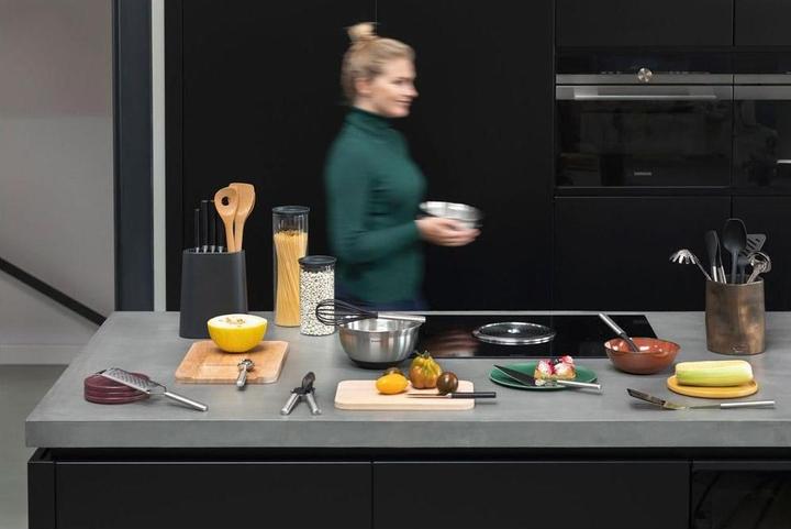 Image du produit Brabantia Couteau à pain New Profile Line noir / argent (20 cm)