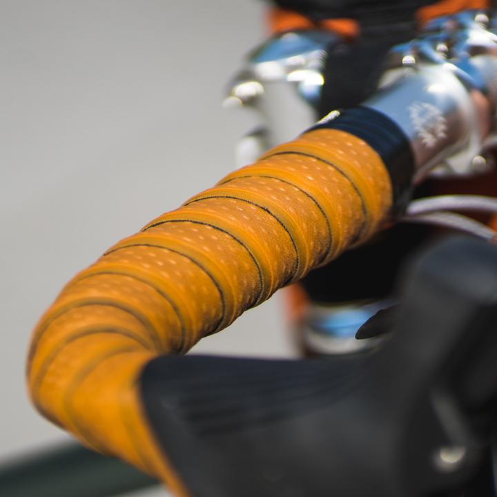 Image du produit Velo Orange Rubbery Bande de guidon - 3,5mm d'épaisseur (Marron)