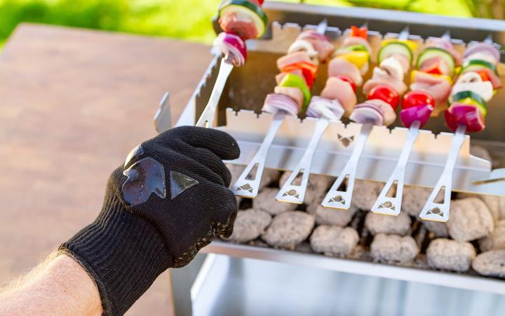 Produktbild Fennek Grill Grillhandschuh mit Logo, Schwarz (Silikon, Aramid)