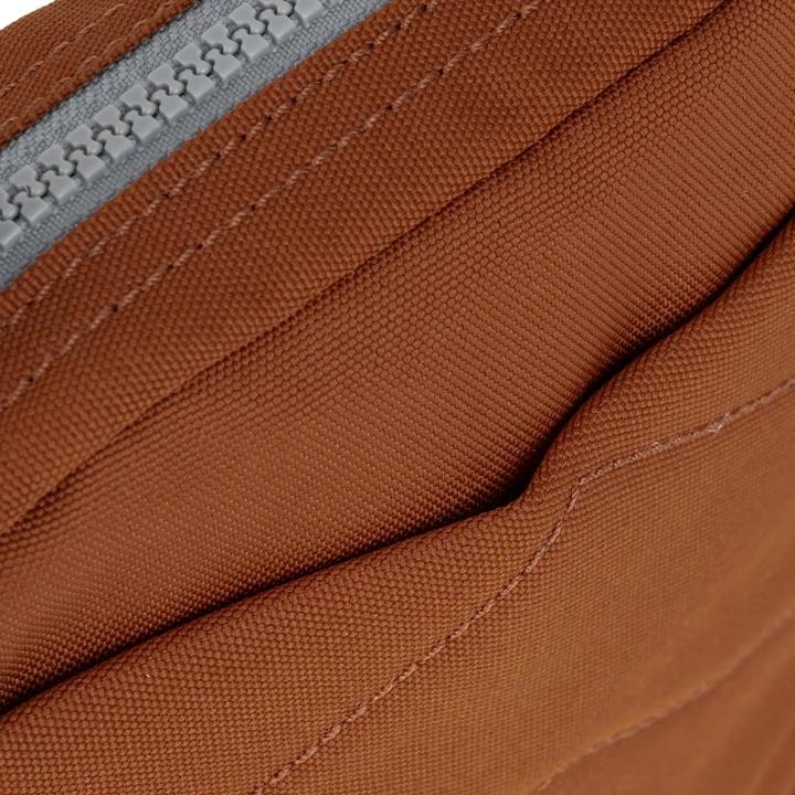 Produktbild Roka London Bond Bran One Size Recycled Canvas