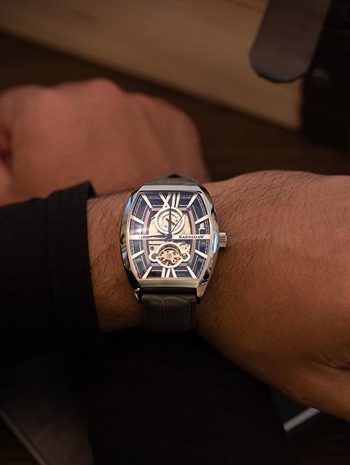 Actual product image Thomas Earnshaw ES-8111-01 Men's watch Holborn Skeleton Automatic 40mm 5ATM (Watch with gemstone)