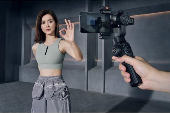 Actual product image Zhiyun Smooth 5S AI Pro (Smartphone, 0.30 kg)