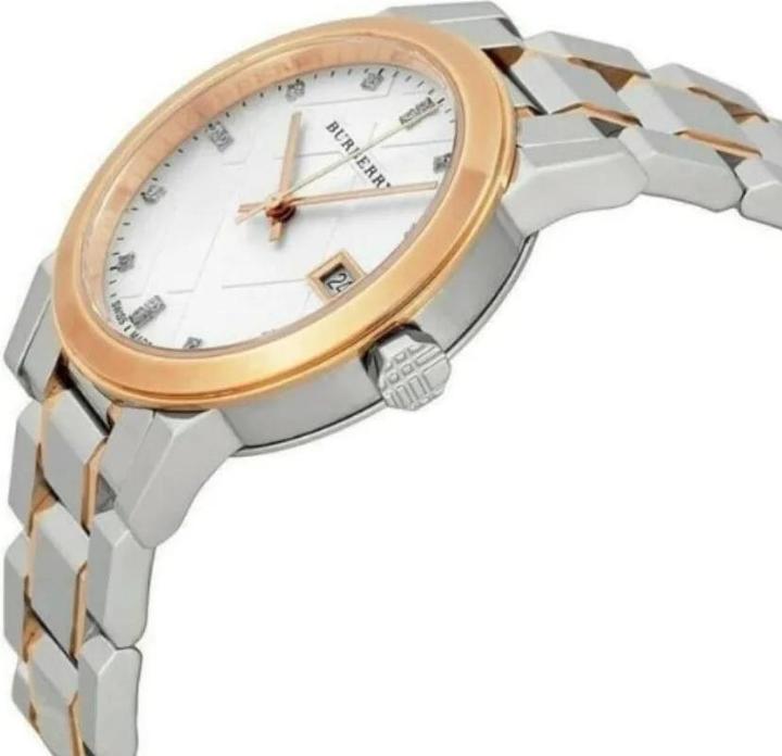 Actual product image Burberry The City (Analogue wristwatch, 34 mm)