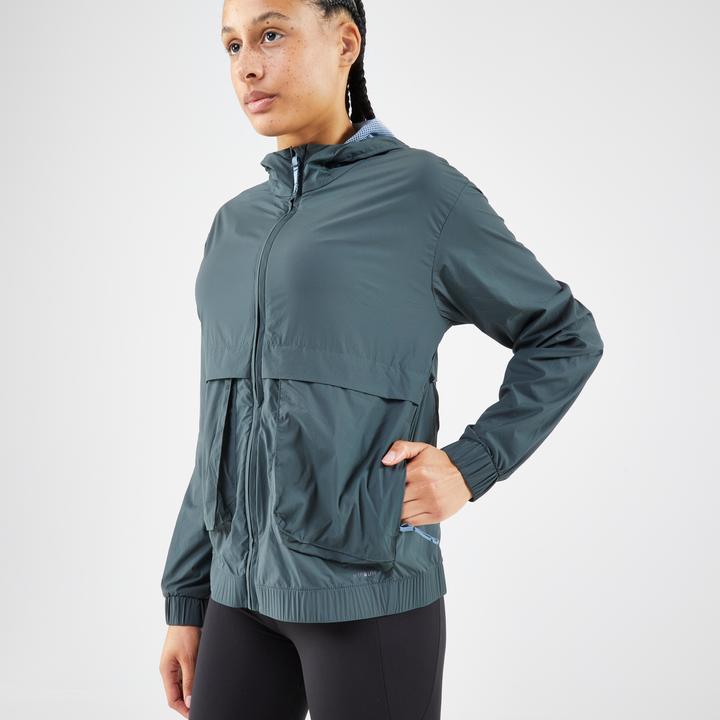 Actual product image Kiprun Women's windproof running jacket - Run 500 Wind green (44)