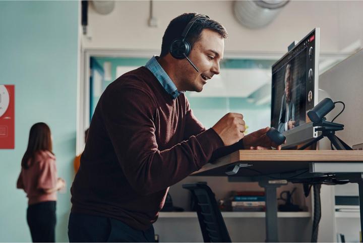 Produktbild Poly Voyager Focus 2 MS (Kabellos, Kabelgebunden, USB-C)