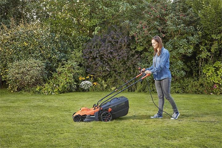 Actual product image Black & Decker Bemw461bh (Electrical connection)