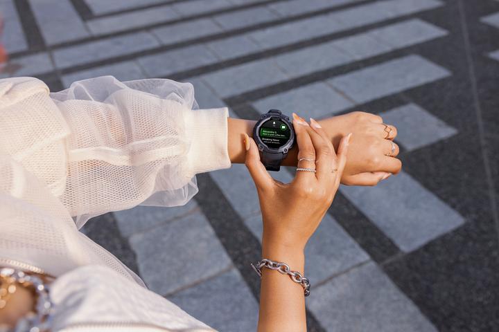 Produktbild Garmin Instinct 3 AMOLED 45mm (45 mm)