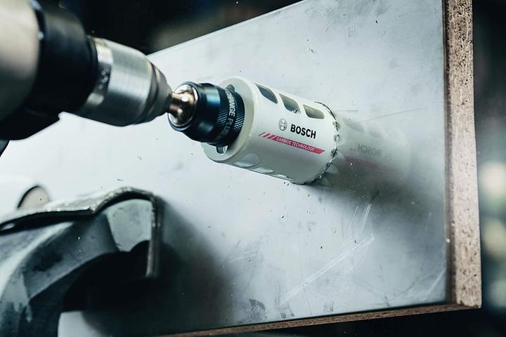 Produktbild Bosch Professional Zubehör Lochsägen-Set Universal. Endurance for Heavy Duty.Carbide. 8-teilig (22 mm, 25 mm, 35 mm, 40 mm, 68 mm, 51 mm)