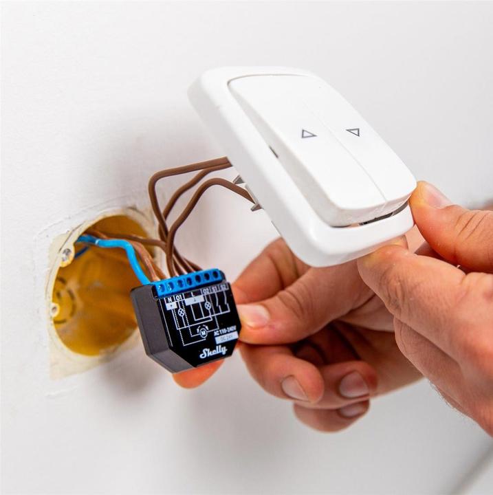 Actual product image Shelly Plus 2PM (Switch actuator)