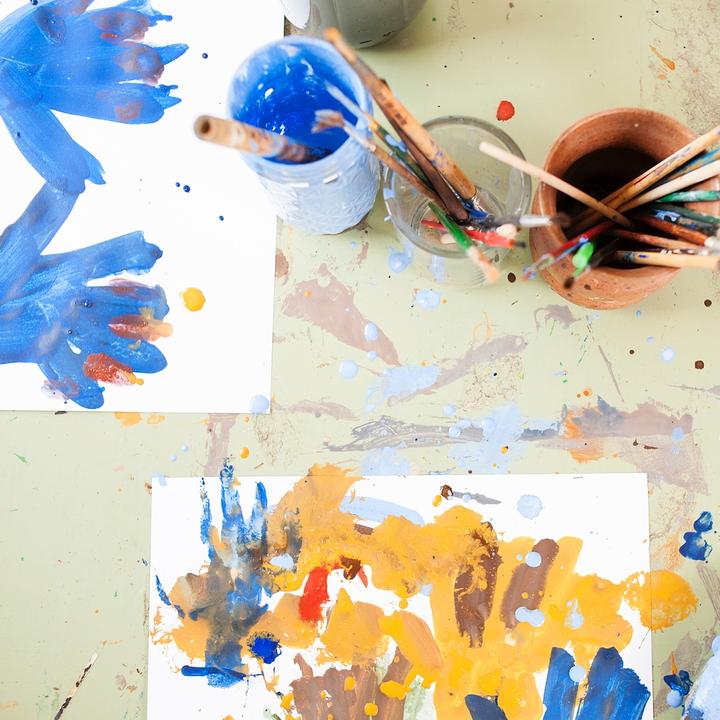 Actual product image Natural Earth Paint Kinderfarbe auf Wasserbasis (Yellow, Orange, Green, Red, Blue, Brown, 1000 ml)
