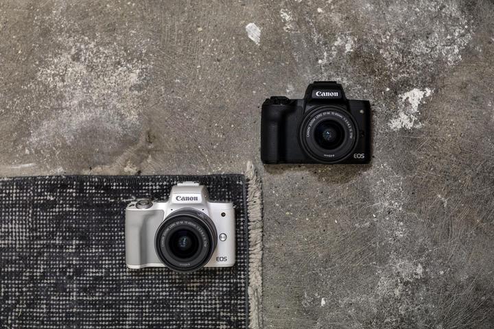 Immagine prodotto Canon Kit EOS M50 - Import (15 - 45 mm, 24.10 Mpx, APS-C / DX)