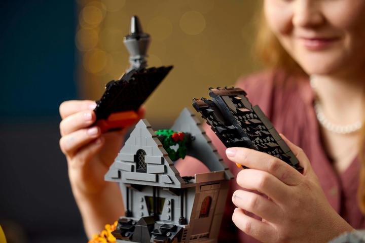 Immagine prodotto LEGO Nightmare Before Christmas (21351, LEGO Ideas, Set LEGO rari)