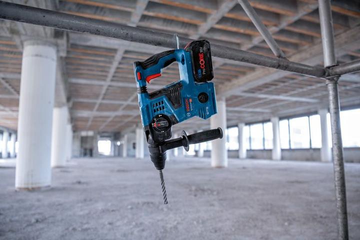 Produktbild Bosch Professional GBH 18V-28 CF Solo (Akkubetrieb)