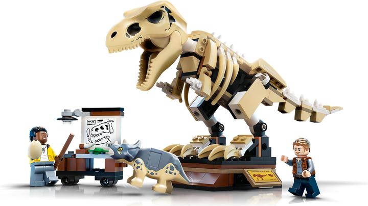 Produktbild LEGO T. Rex-Skelett in der Fossilienausstellung (76940, LEGO Jurassic World)