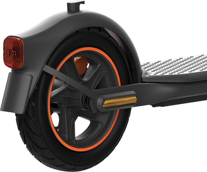 Productafbeelding Segway-Ninebot KickScooter F40D II van Segway (20 km/h, 40 km, 350 W)
