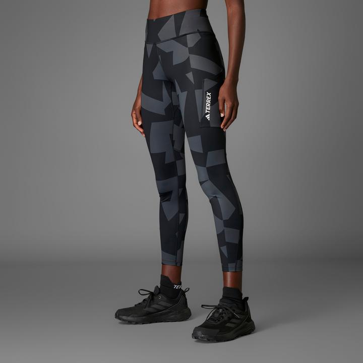 Produktbild adidas Multi AOP (XL)