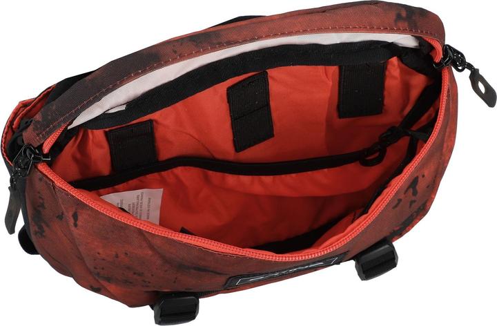 Actual product image Dakine Hot Laps 2l