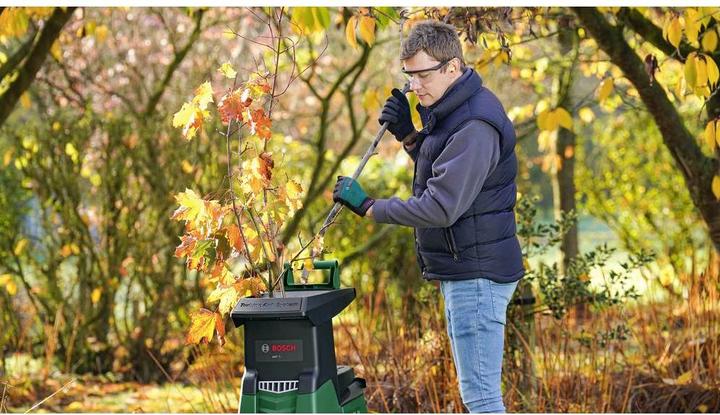 Produktbild Bosch Home & Garden AXT 25 TC
