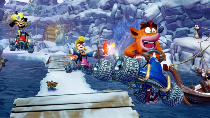Produktbild Activision Crash Team Racing Nitro-Fueled (Xbox One S, EN)